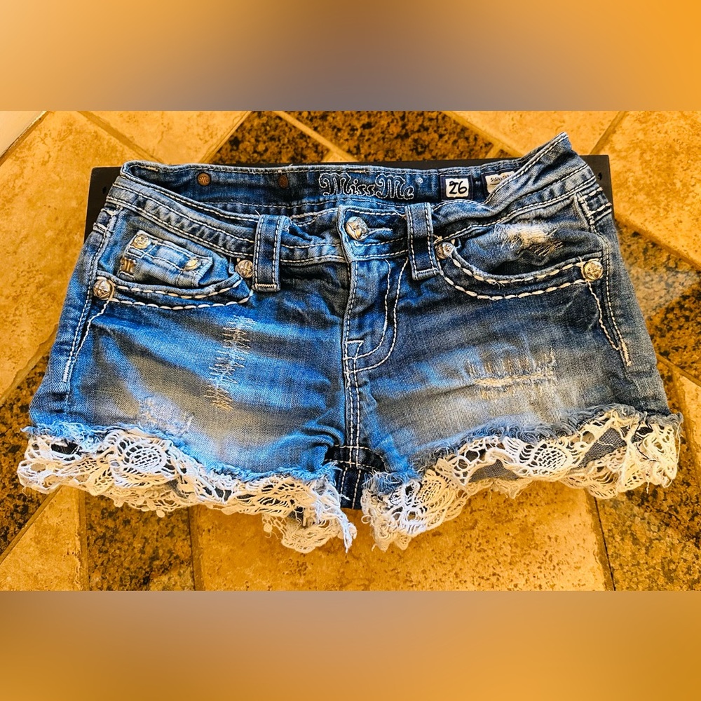 Miss Me jean shorts with lace trim SZ 26 runs small